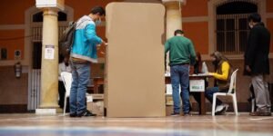 Casi 3000 aspirantes a jurados de votación inhabilitados en Colombia