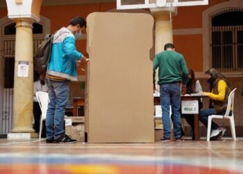 Casi 3000 aspirantes a jurados de votación inhabilitados en Colombia