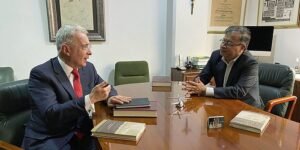 Por qué fracasa la derecha colombiana