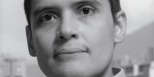 Petro destruye el sistema de salud