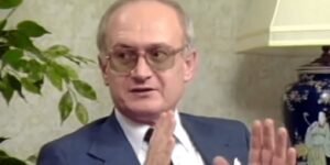 La subversión ideológica del comunismo según Yuri Bezmenov