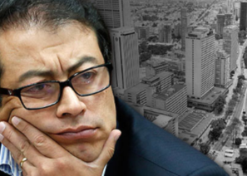 Gustavo Petro trata de escapar a la destitución