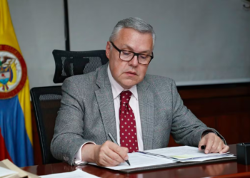 “Lo sensato es llegar a una regulación parecida a la que existe con el alcohol”: ministro de Justicia sobre nueva política de drogas