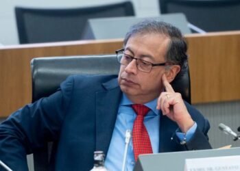 “Quienes ilegalizan, reciben sobornos”: la respuesta de Gustavo Petro a quienes hundieron proyecto de cannabis