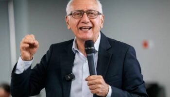 El ministro de Hacienda hizo quedar mal al de Salud con la propuesta de tributaria