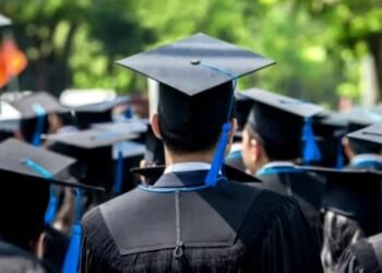 ¿El título universitario es innecesario? Las compañías estadounidenses están considerando que deje de ser un requisito para el trabajo