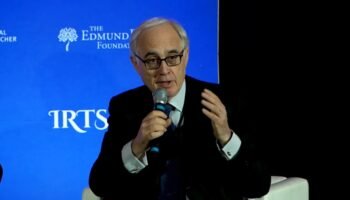 La declaración del Papa Francisco sobre las bendiciones a personas del mismo sexo está llena de «engaño» e «hipocresía»: Roberto de Mattei