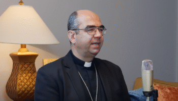 Un obispo húngaro pide a los sacerdotes que no bendigan «parejas» homosexuales