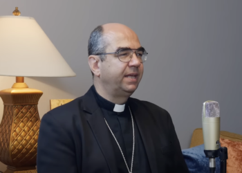 Un obispo húngaro pide a los sacerdotes que no bendigan «parejas» homosexuales