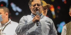 20 expresidentes rechazan presiones del gobierno Petro a la Corte Suprema y piden respetar la separación de poderes