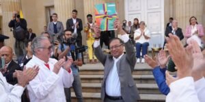 Petro hace su apuesta más arriesgada y causa un shock en Colombia