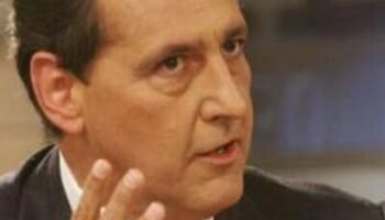 Respuesta de Juan Camilo Restrepo a un tuit de Petro