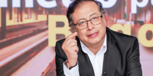 Apuntan con todo contra Petro por “difamaciones” a la Policía: “Usted es el responsable del crecimiento de la violencia”