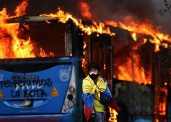 Sentencia del Tribunal de Justicia de Bogotá:  EN EL 2019 NO HUBO ‘ESTALLIDO SOCIAL’. LO QUE HUBO FUE UN SINCRONIZADO ‘ESTALLIDO NARCOTERRORISTA’ A PARTIR DE UNA QUIRÚRGICA MANIPULACION DE LAS EMOCIONES JUVENILES