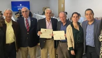 Reconocimiento a Luis Alfonso García Carmona y José Alvear Sanín, por parte de Asociación Reconstrucción Colombia y CONANCO