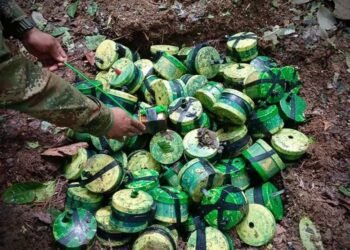 Seis policías cayeron en un campo minado en el sur de Bolívar: erradicaban manualmente cultivos ilícitos
