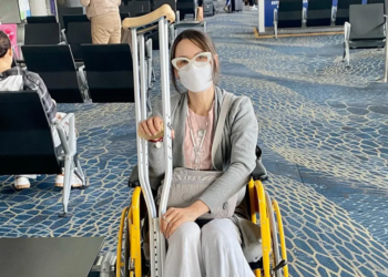 El cirujano plástico que renunció a poner implantes a mujeres y ahora los quita