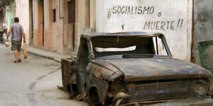 El camino socialista a la destrucción en medio de supuestas buenas intenciones