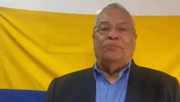 El Dr. José Manuel Abuchaibe invita a que respaldes con tu presencia el juicio político contra Petro