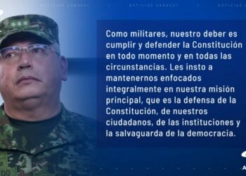 Comandante de FF. MM. pide a subalternos defender la Constitución: ¿qué hay tras el llamado?