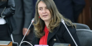 Varios congresistas anunciaron que demandarán la reforma pensional tras su sanción