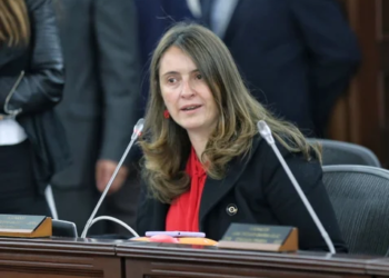 Varios congresistas anunciaron que demandarán la reforma pensional tras su sanción