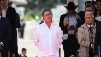La guayabera de Petro es mucho más que una noticia.