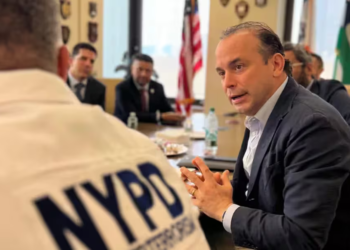 Policía de Nueva York, considerada una de las mejores del mundo, asesorará a Cali en lucha contra el terrorismo, anunció el alcalde Alejando Éder