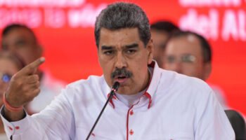 Venezuela impide a expresidentes latinoamericanos ingresar al país para acompañar las elecciones