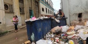 Las ‘saludables’ cartillas de racionamiento de la dictadura cubana