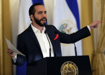 Bukele impulsa la suspensión de todos los aranceles a los alimentos de la canasta básica en El Salvador