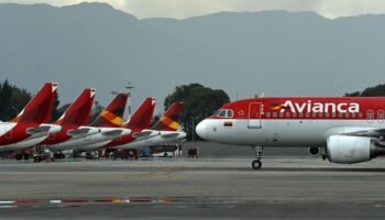 Aerolíneas de Colombia anuncian cancelación vuelos por escasez de combustible, tarifas podrían incrementarse 40% Fuente: The Epoch Times en español