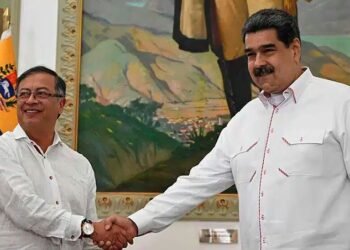 Petro facilitó fondos de Monómeros a Maduro con directivo ligado a caso de corrupción