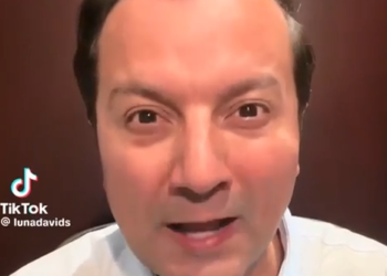 Le quitan la máscara al mentiroso