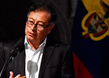 Petro envía a los terroristas del ELN una propuesta «confidencial» para avanzar en las negociaciones