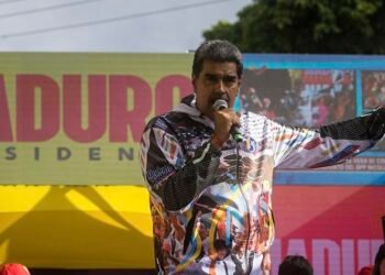 Maduro descendió a la locura total y acusa a la oposición de satanista