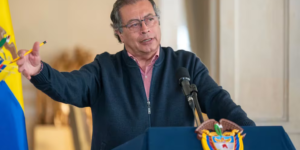 Oposición se despachó, una vez más, contra Gustavo Petro: “Este es el Gobierno del Cambio, pero en reversa”