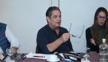 Los violentos ya gobiernan 30% del territorio: Vargas Lleras