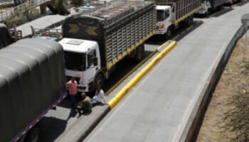 Escasez, mentiras y corrupción