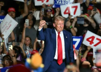 “No tengan miedo”: Donald Trump sale ileso de tiroteo y envía mensaje a sus seguidores