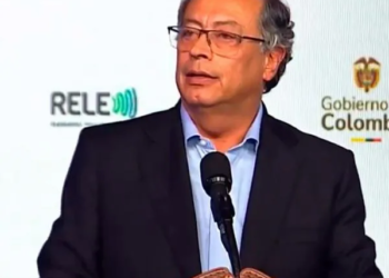 Nueva encuesta dejó mal parado a Petro y el presidente salió a cuestionar resultados