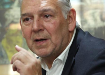 ‘Cada vez que el presidente Petro habla o trina, ahuyenta la inversión’: Fenalco