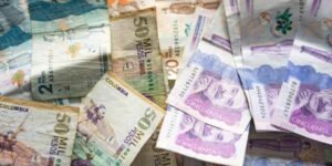 Cuánto ha crecido la economía colombiana en los últimos 6 periodos presidenciales