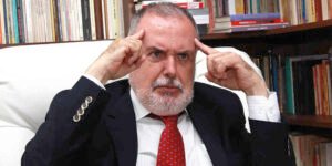 ¿Quién puede hacer una reingeniería total a Colombia?