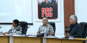 Cada vez menos cubanos desean pertenecer al PCC
