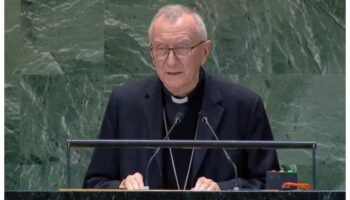 Secretario de Estado vaticano, Pietro Parolin, en la ONU… por si no había quedado claro: la Iglesia se opone a que cada uno pueda elegir su sexo, porque el género se basa en la identidad biológica