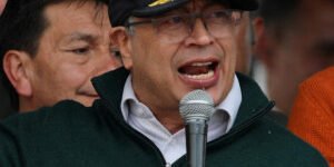 ¿Golpe? No, autogolpe