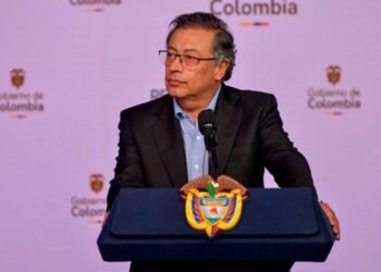 Estas son las pruebas que esperan a la campaña de Petro en el CNE por violación de topes