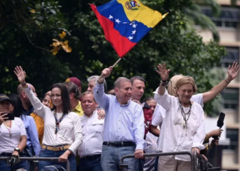 La OEA condenó la orden de arresto que emitió Venezuela contra Edmundo González