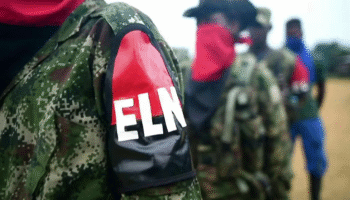 Guerrilleros del ELN se pasearon por calles de Santa Rosa, Cauca, lanzando amenazas: hasta hubo reunión en Parque Principal